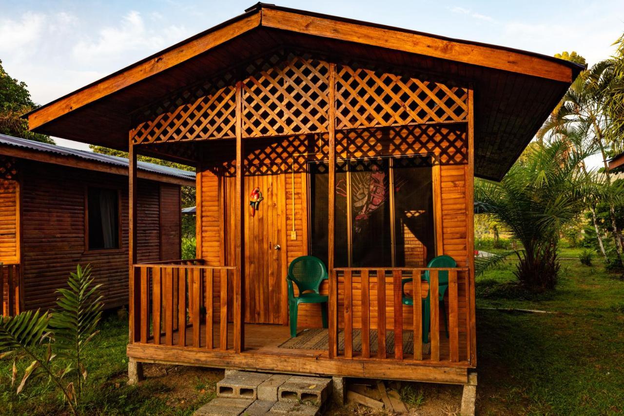 Oso De Osa Hotel Sierpe Exterior photo